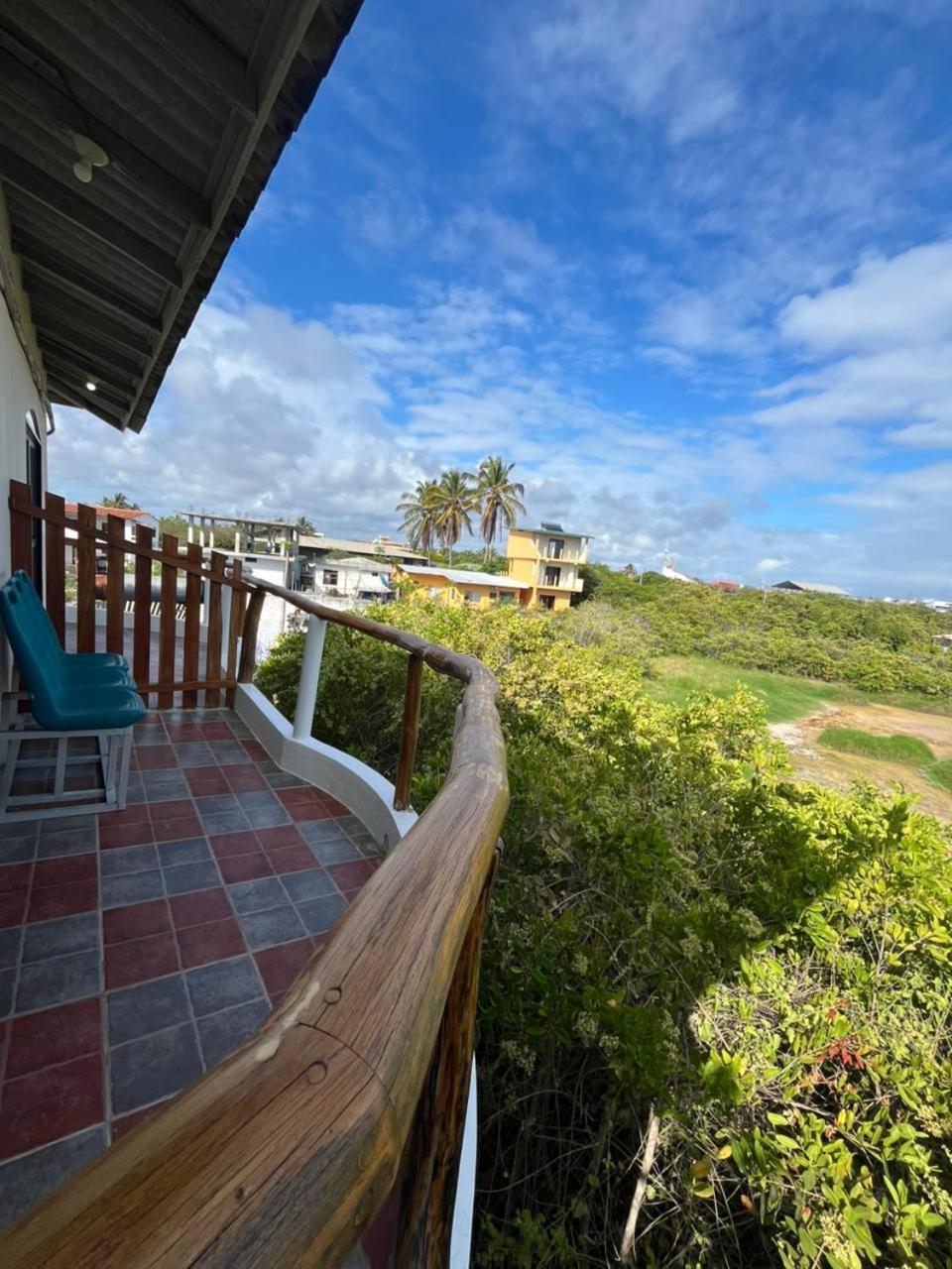 Hostal Neptuno - Poseidon Puerto Villamil Dış mekan fotoğraf